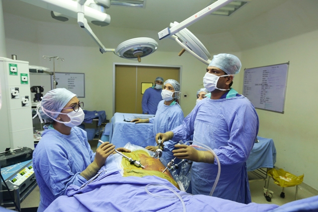 Best Kidney transplant Surgeon india, best kidney transplant hospital in punjab, Best urologist, super Specialist kidney surgeon chandigarh, mohali, panchkula, leading Uro oncologist ludhiana, HP, Baddi, Punjab, himachal, haryana