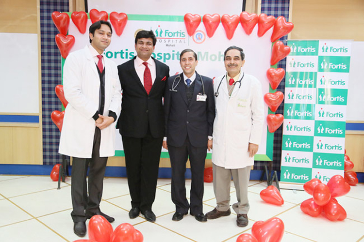 Best Kidney transplant Surgeon india, best kidney transplant hospital in punjab, Best urologist, super Specialist kidney surgeon chandigarh, mohali, panchkula, leading Uro oncologist ludhiana, HP, Baddi, Punjab, himachal, haryana