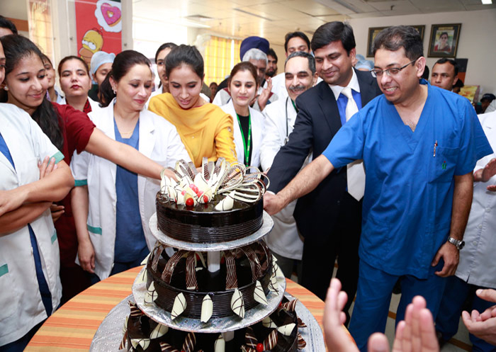 Best Kidney transplant Surgeon india, best kidney transplant hospital in punjab, Best urologist, super Specialist kidney surgeon chandigarh, mohali, panchkula, leading Uro oncologist ludhiana, HP, Baddi, Punjab, himachal, haryana